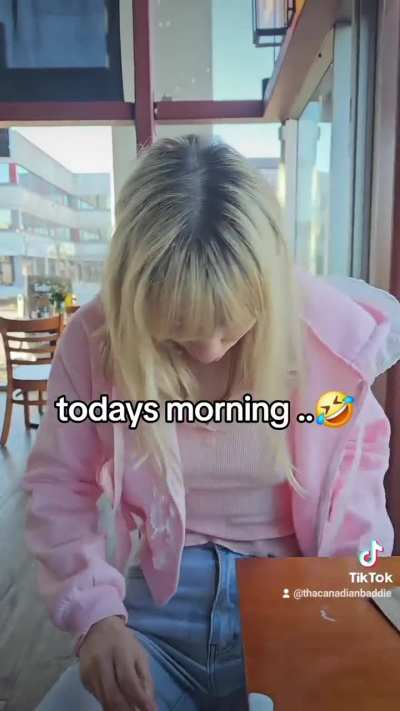 Messy mornings 🙈