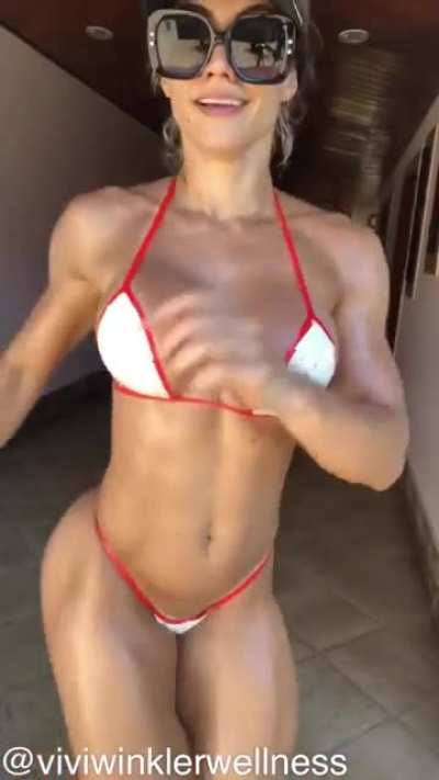 ( • )( • )ԅ(≖⌣<wbr>≖ԅ)