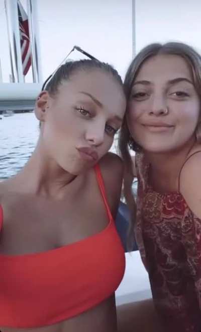 ester kissing 👀