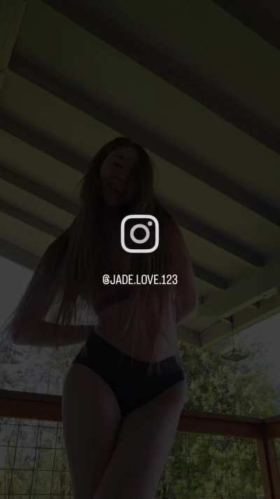 Jade (@jad<wbr>e.lov<wbr>e.123<wbr>) 