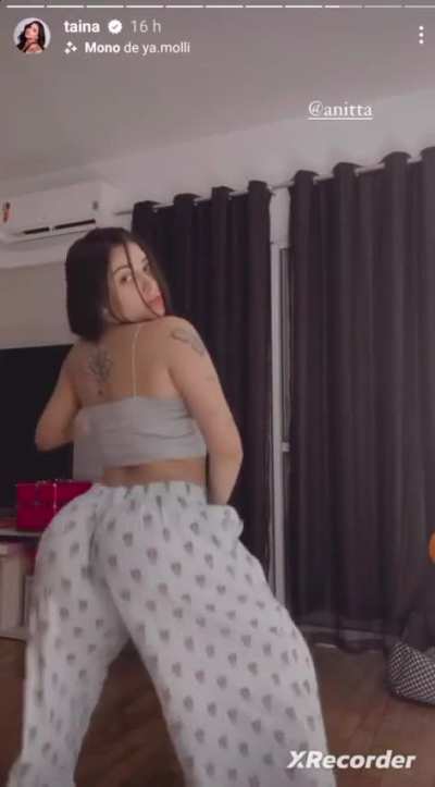 Tainá costa 
