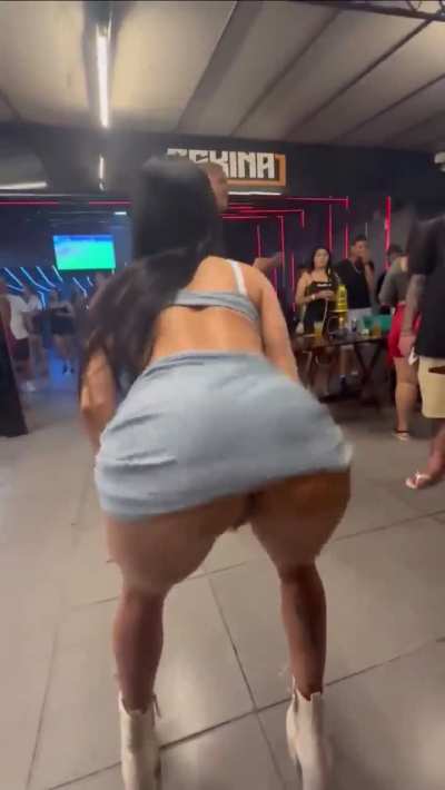 Safadinha rebol<wbr>ando🥵<wbr>🤤