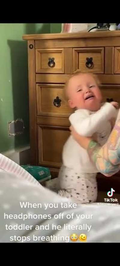Baby forgets to breathe