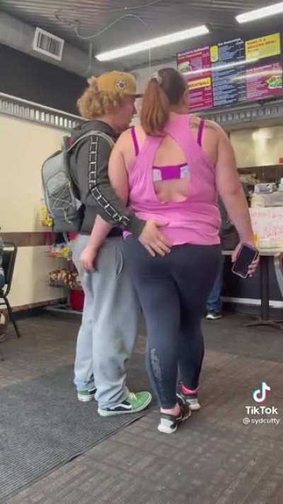 😳😳