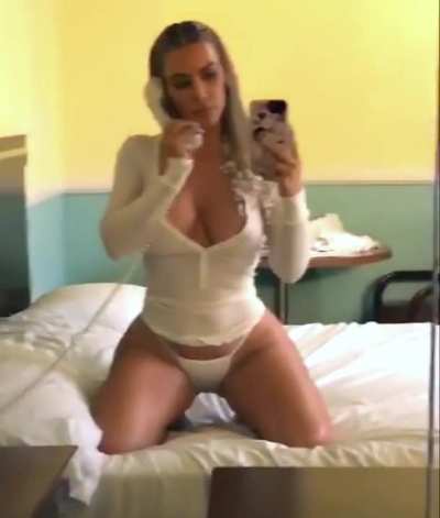 Bikini calling