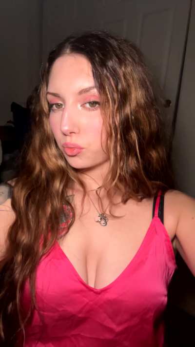 LET ME SHOW YOU WHAT THIS PRETTY MOUTH DOES ON MY OTHER PAGE 😈💦⬇️🔗<wbr>👀