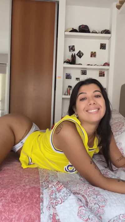 Online dating made me feel like my butt isn't that big enough anymore.. would you date me?				