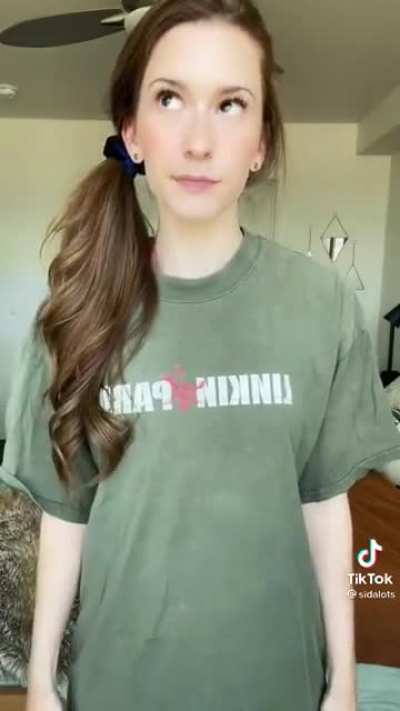 Most of these TikTok trends are mediocre... But the transition in this one was soooo hot 😍🔥
