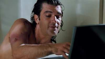 Pos 1 Antonio Banderas