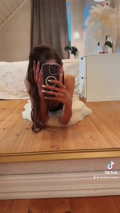 Feet in the pose 
