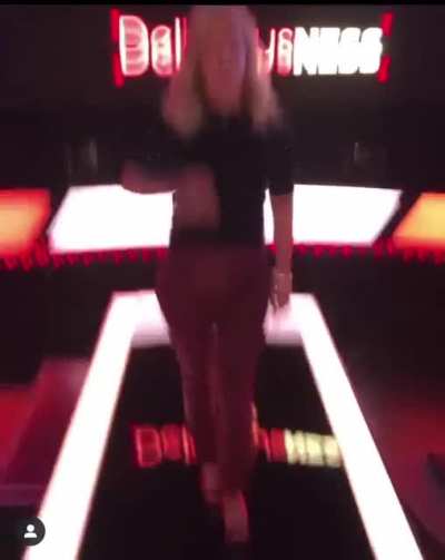 Angela Strutting