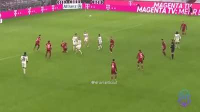 Paul Wanner (youngest Bayern player to make competitive debut) vs Gladbach