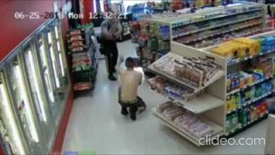 idiots fighting other idiots!