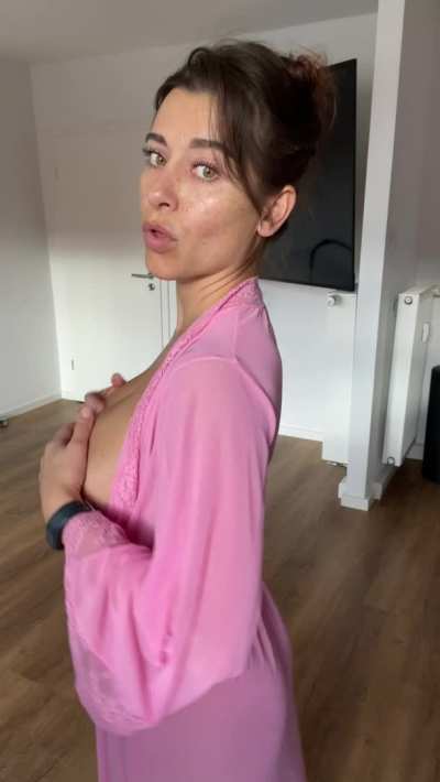 First i tease, then i cum with you