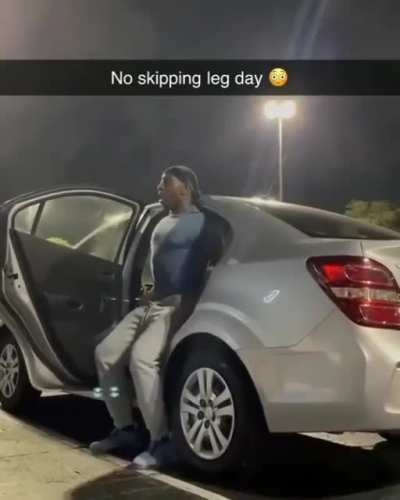 This guy's superhuman strength!