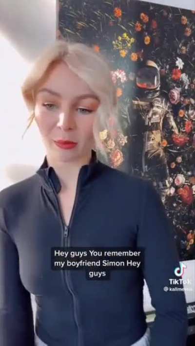 Her new tiktok pokies 👀