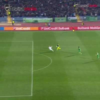 On this day, Ozil scored this incredible solo goal against Ludogorets