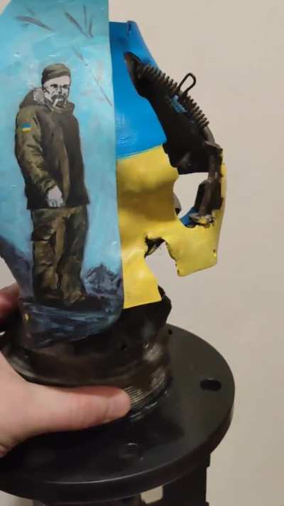 A drawing in honor of a Ukrainian Hero Oleksandr Matsievsky (it's his birthday today). Made with acrylic paints on a fragment of a 