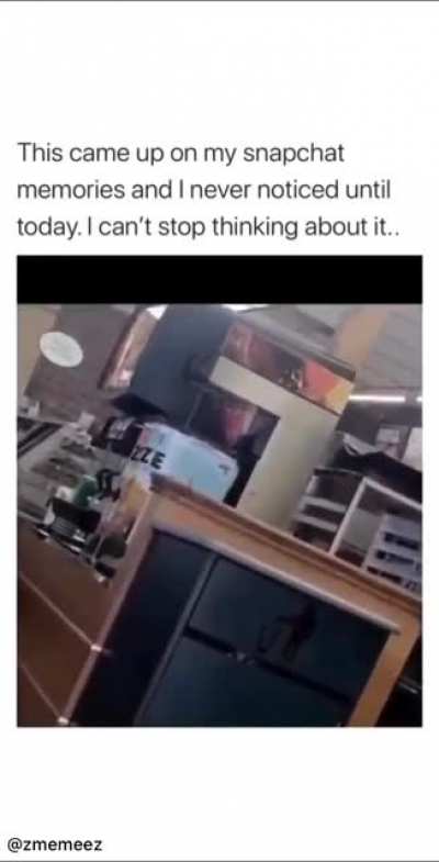 Don’t know if this is both creepy and funny at the same time.. wait till you see it. I’m leaning towards creepy.. @savannah.stuebs on IG is credited in the caption for the video