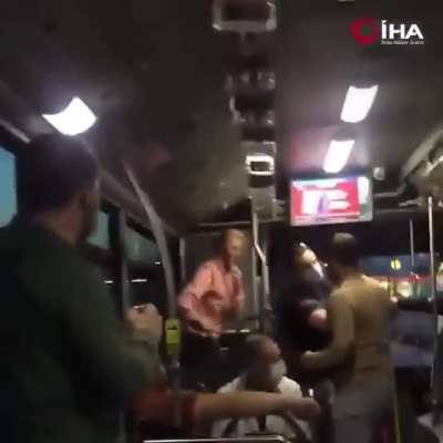 Ben bir bayanım🐵