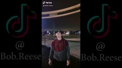 Bob Reese screaming