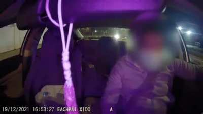 Ex stalker boyfriend tries to kill girl during Uber ride
