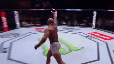 52 seconds of Luke Rockhold not knowing what to do with his hands.