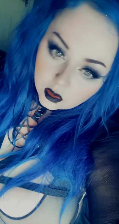 Having a “my tits are incredible and you should see them” sale on indienyx.co.uk! 50% off instant access to over 3k in media, full nudes, full length sex tapes, masturbating, toys, fetish, lingerie. 