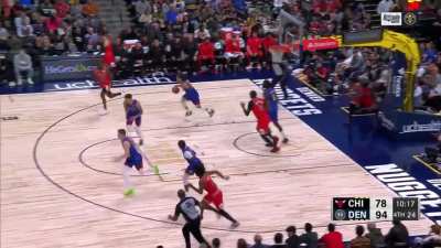 [Highlight] Aaron Gordon vacuums up DeRozan's layup attempt
