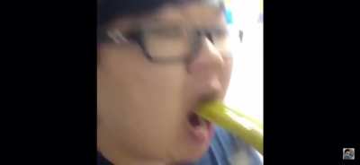 Why do anime girls eat like this