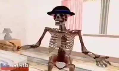Youtube kids at 3am be like :