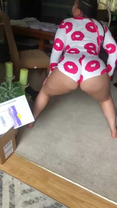 That 🍑 moving 💫