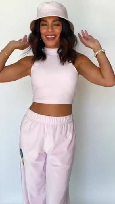 Vanessa Hudgens 