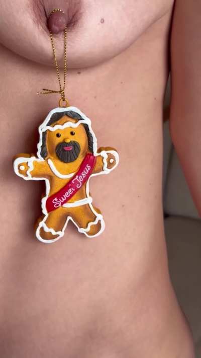 Holiday Request for u/Pre<wbr>vious<wbr>-Main<wbr>2066: Ornaments Hanging from Tiddies