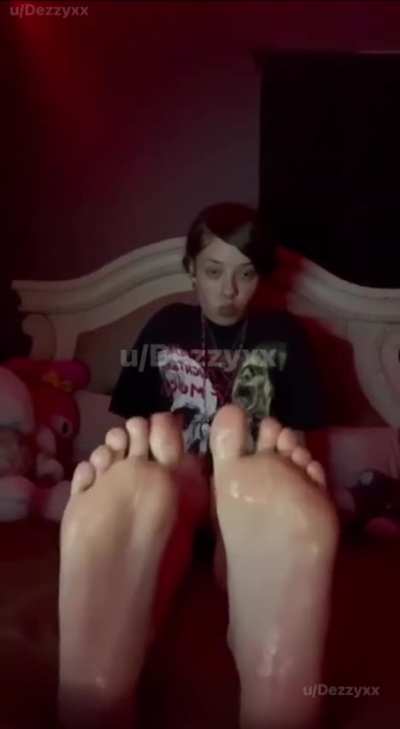Aaliyah Sexy Oily Soles & Toes 🤤😮‍💨🔥