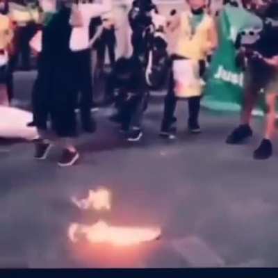 Nana descubrieron el fuego, cagamos