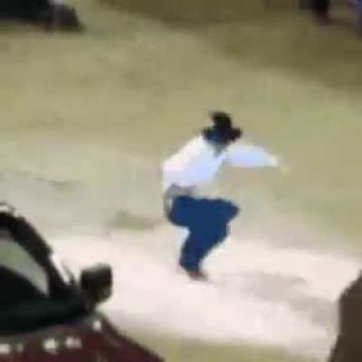 que es lo mas raro que han visto que una persona haga?