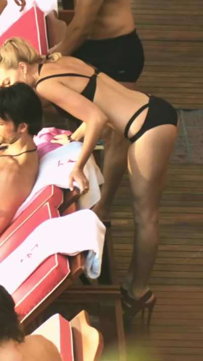 Margot Robbie needs to wear more bikinis in movies or at least just less clothing in general.