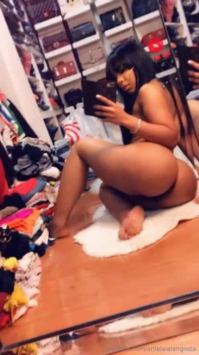 Closet Chronicles