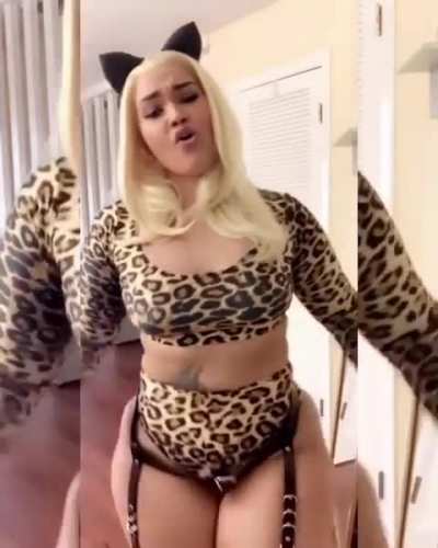 Sexy Thick Redbone