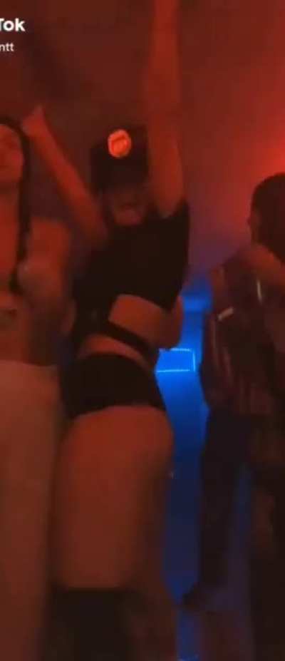 that outfit tho