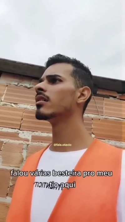 Carioca brigando