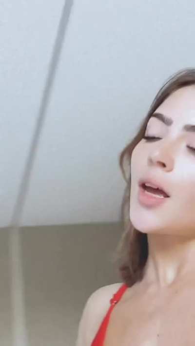Jade Picon