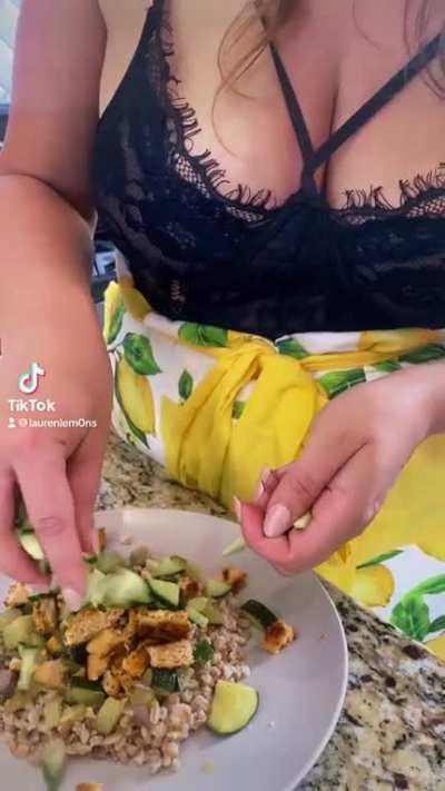 Who’s hungry? 😊