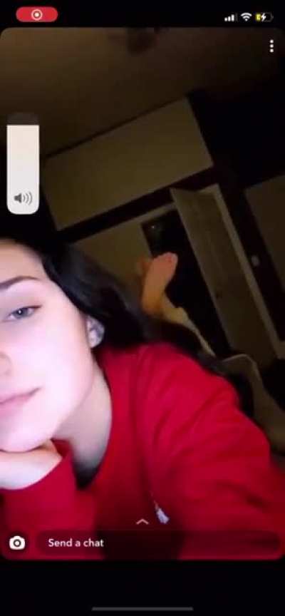 Dm for her feet pics