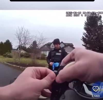 Woman casing houses gets caught by the nicest cops, has a gun then fakes a seizure.