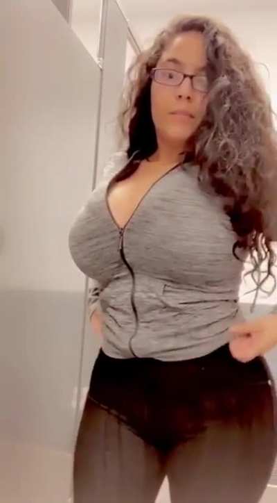 Amazing Woman