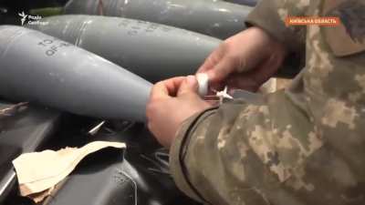 Ukrainian mortar unit in action near Kyiv
