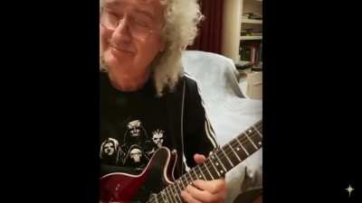 Guitar legend messes up solo
