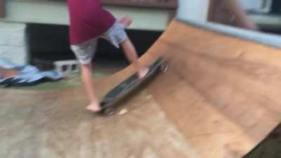 did some skating today in my hawaii backyard. video credits: my nephew.